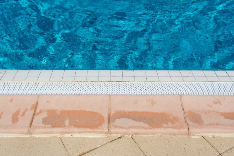 Essential Tips for Effective Pool Cleaning