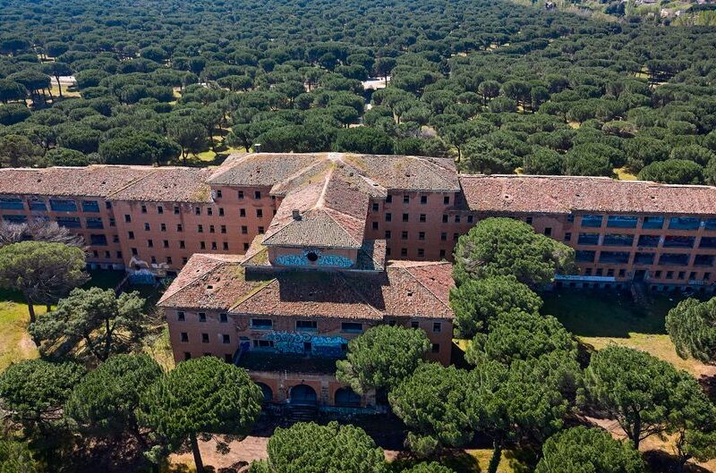 Understanding the Role and Importance of Psychiatric Hospitals