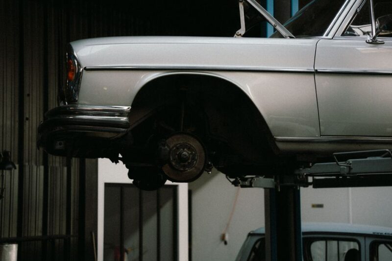 The Essential Guide to Choosing an Auto Body Repair Shop