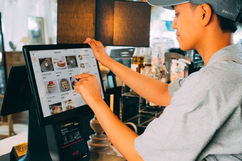 The Essential Guide to Restaurant POS Systems