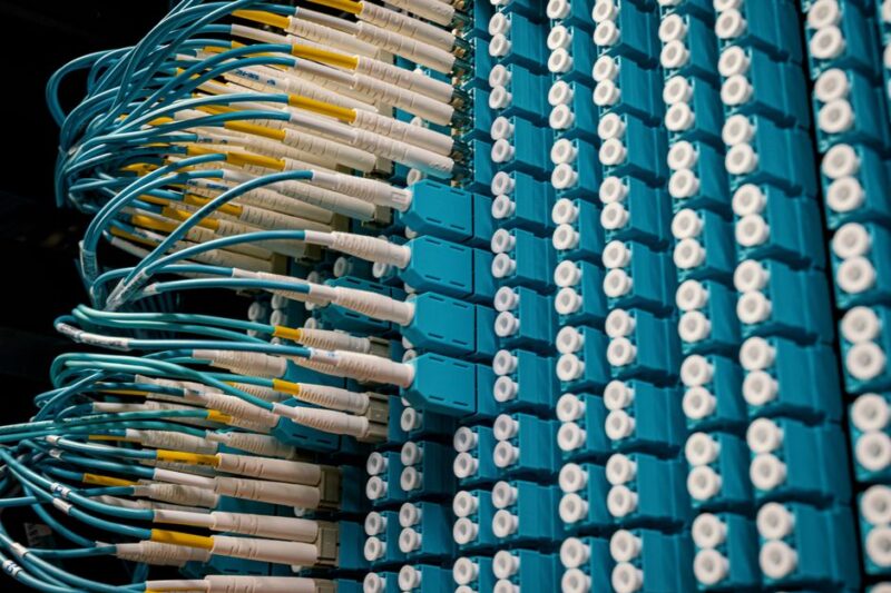 Guía Completa para el Instalador de Electrónica Náutica