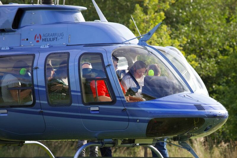 Descubre la emoción de un tour en helicóptero