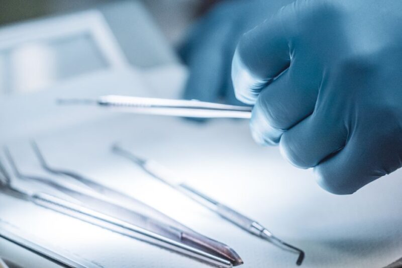 The Essential Guide to Choosing a Surgical Instrument Supplier